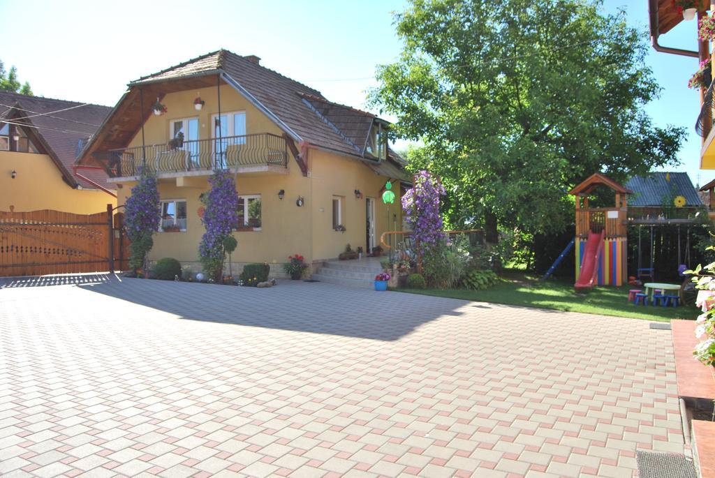 Pensiunea Soare Si Luna Praid Exterior photo